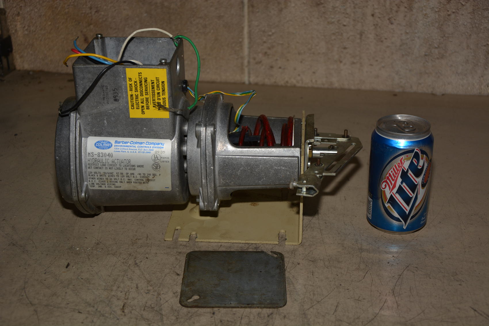 NEW, Barber Colman MS-83040 Hydraulic Actuator 120V