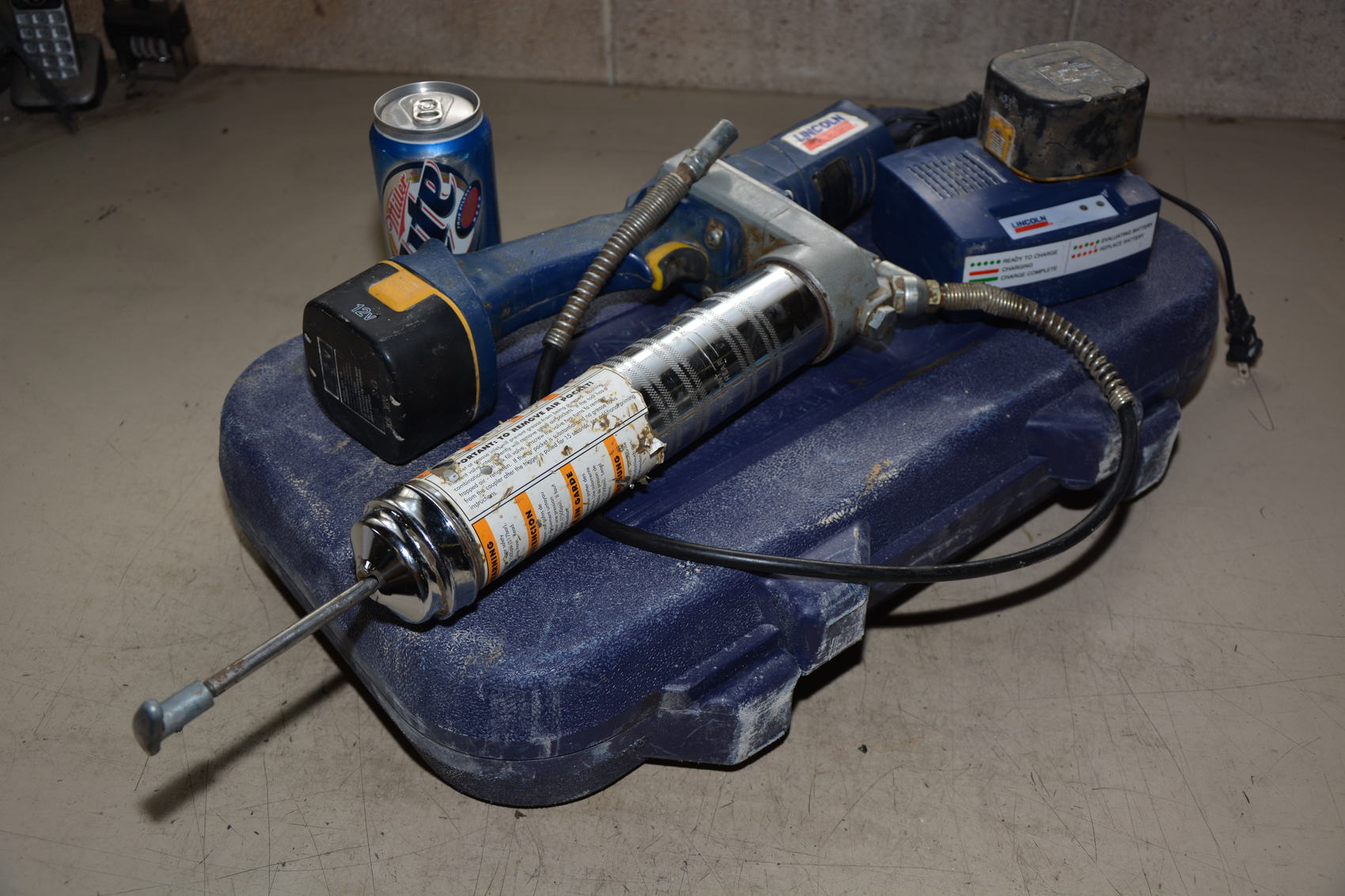 Lincoln Electric Grease Gun Model 1200 Powerluber Series B