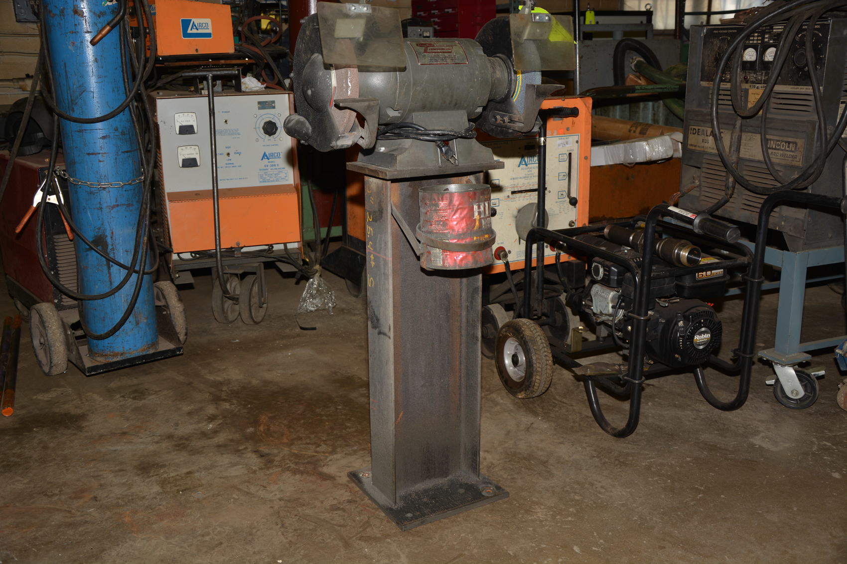 Dayton 10" Double End Single Phase Bench Grinder, 1 HP, Steel Base