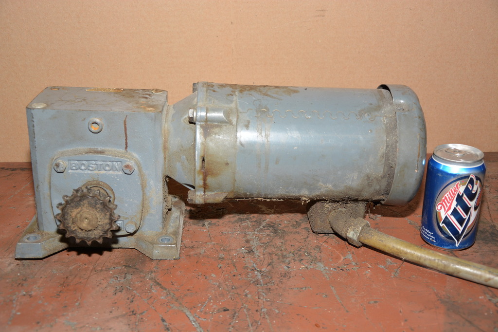 115v, Baldor / Boston Gear 1/3 HP GearMotor, 601 Ratio, PIG ROASTER