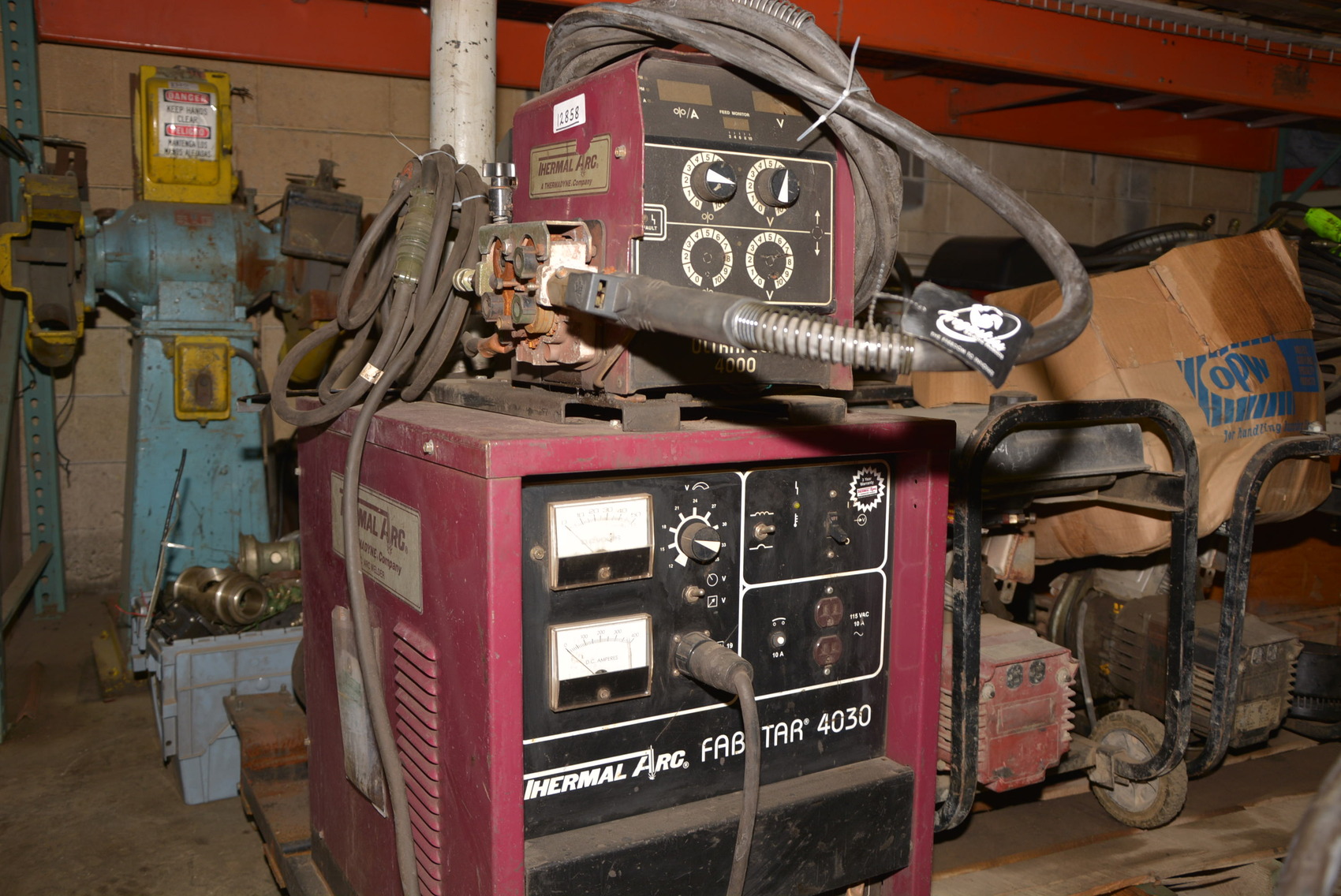 Thermal Arc Fabstar 4030 DC Mig Welder,400 Amp/32V