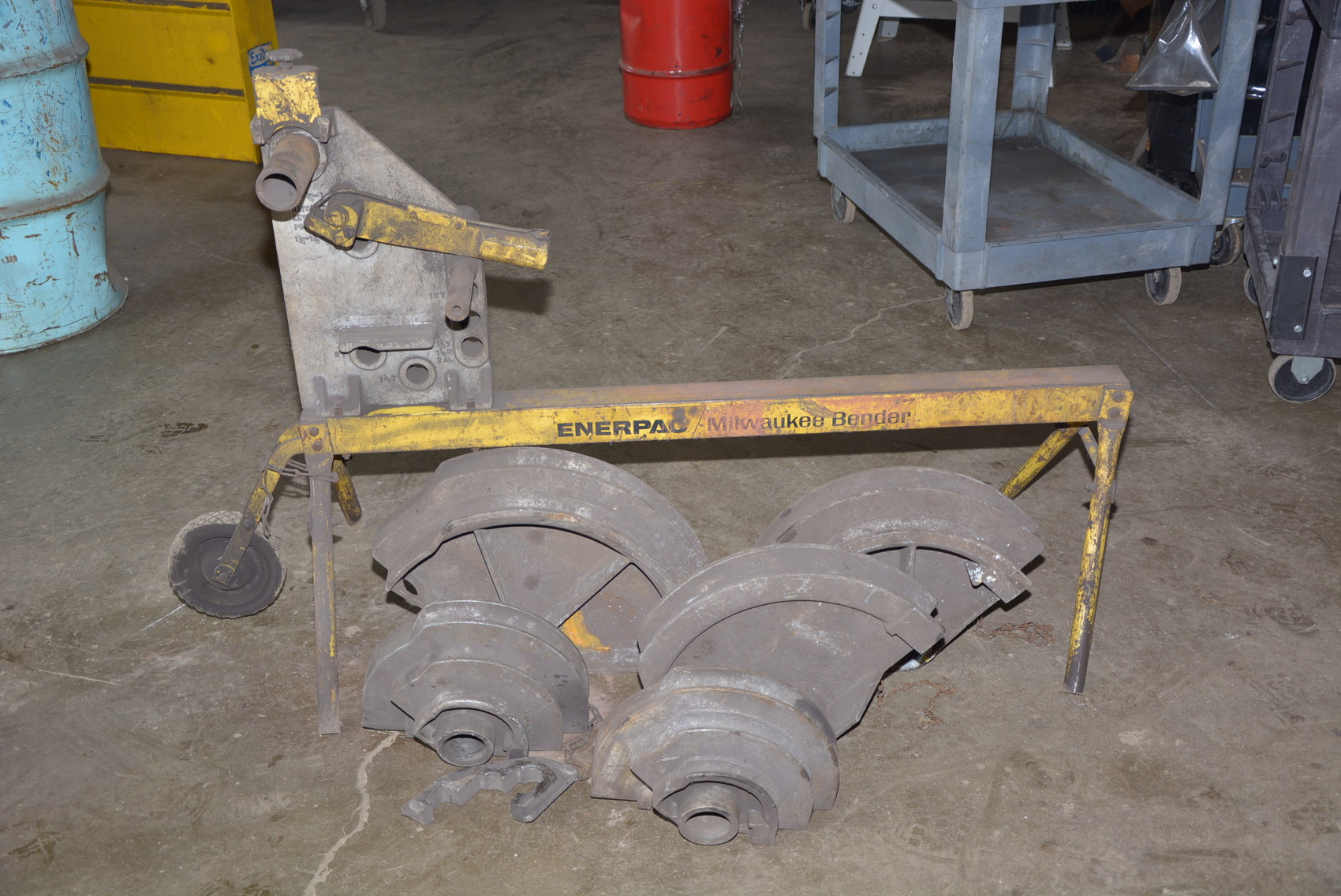Enerpac Milwaukee Conduit Pipe Tubing Bender w/Dies