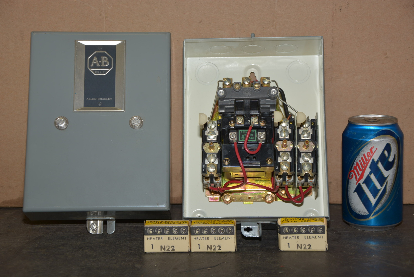 NEW Allen Bradley 709-AAD,Size 0,Type 1,3-Phase Motor Starter