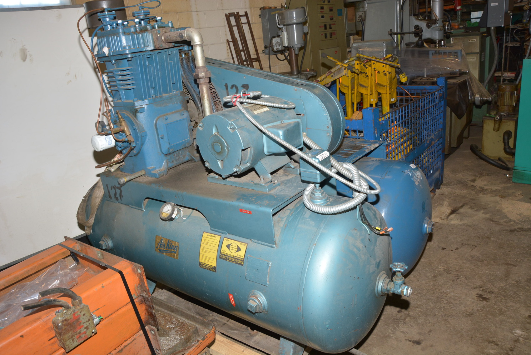 Quincy QR-25 370 15 HP Reciprocating Air Compressor,120 gal tank