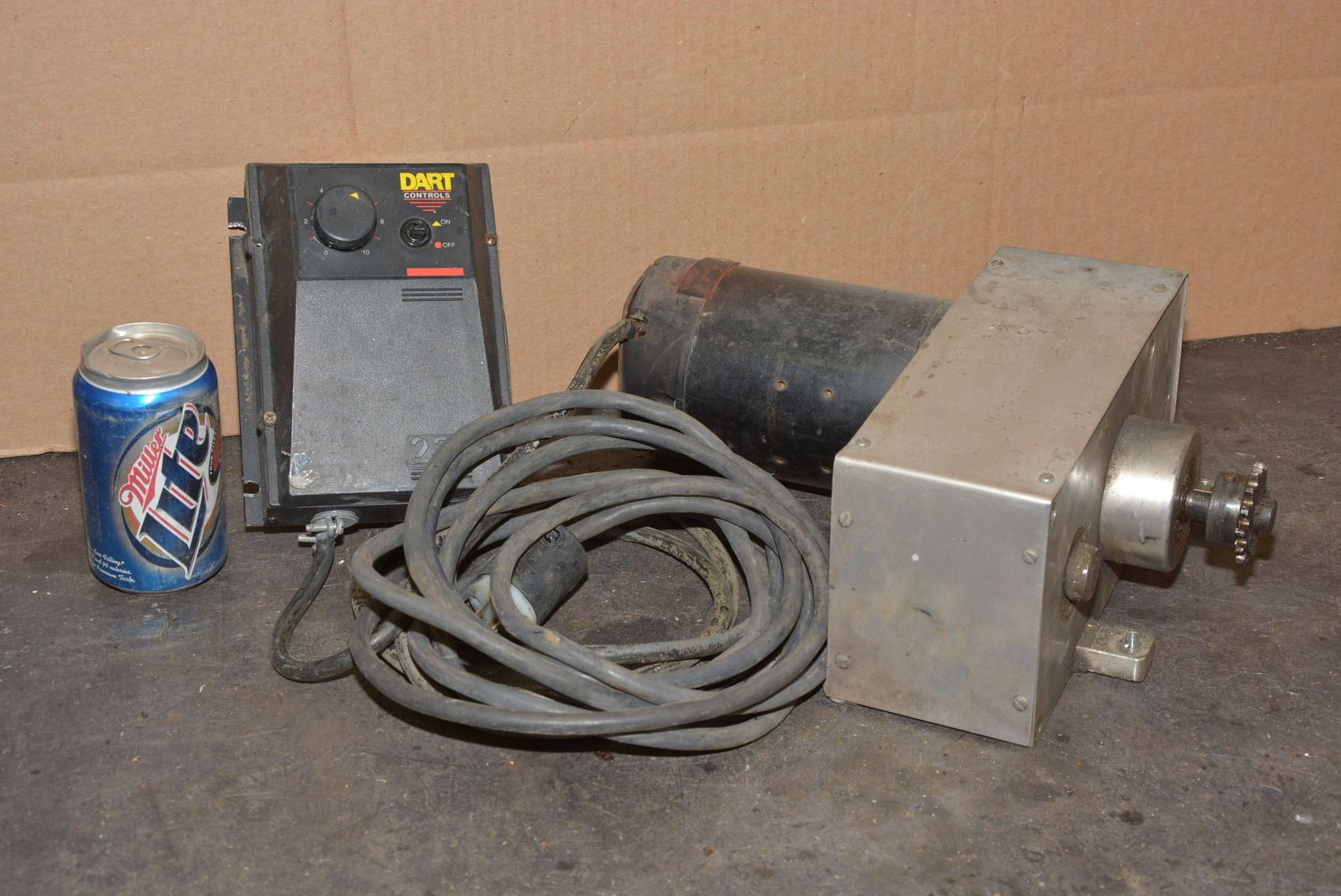 Bodine 42D5BEPM,1/4 HP DC Motor,9:1 Reducer,Dart VS Drive