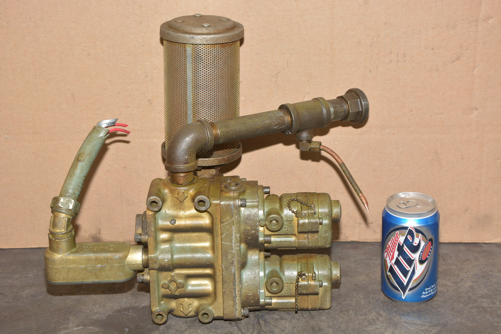 Ross Detroit Size 3/4 Air Valve,(2)1/60/115V Pilots,Muffler