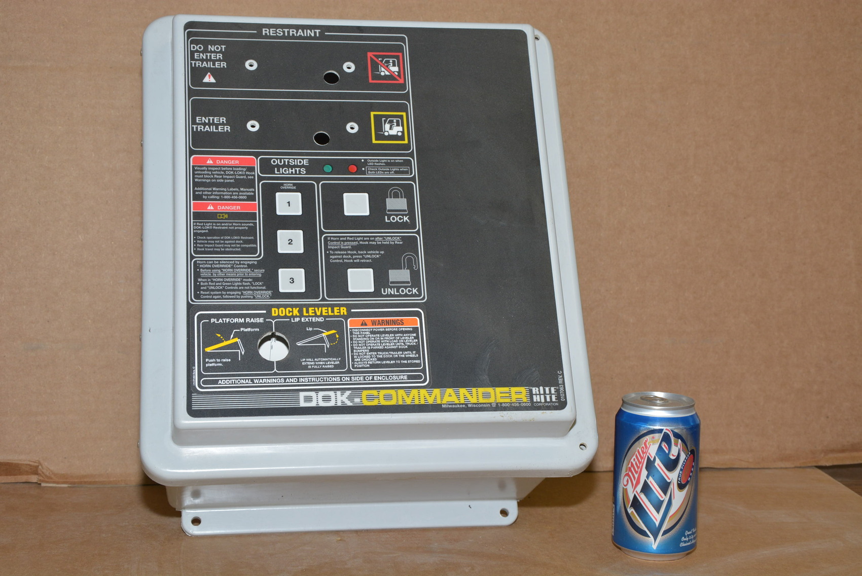 NEW Empty Rite-Hite Model ZIPGD Dok lok Commander Control Enclosure