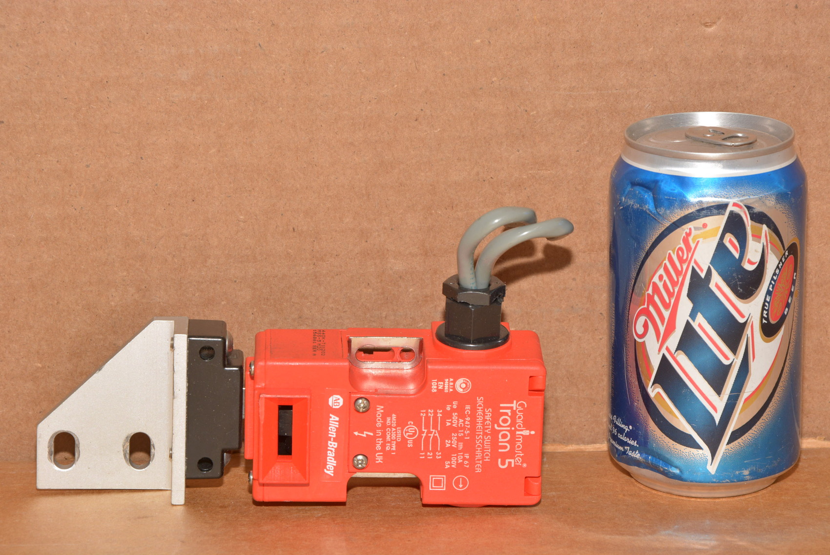 Allen Bradley Guard-Master Trojan 5 Safety Switch