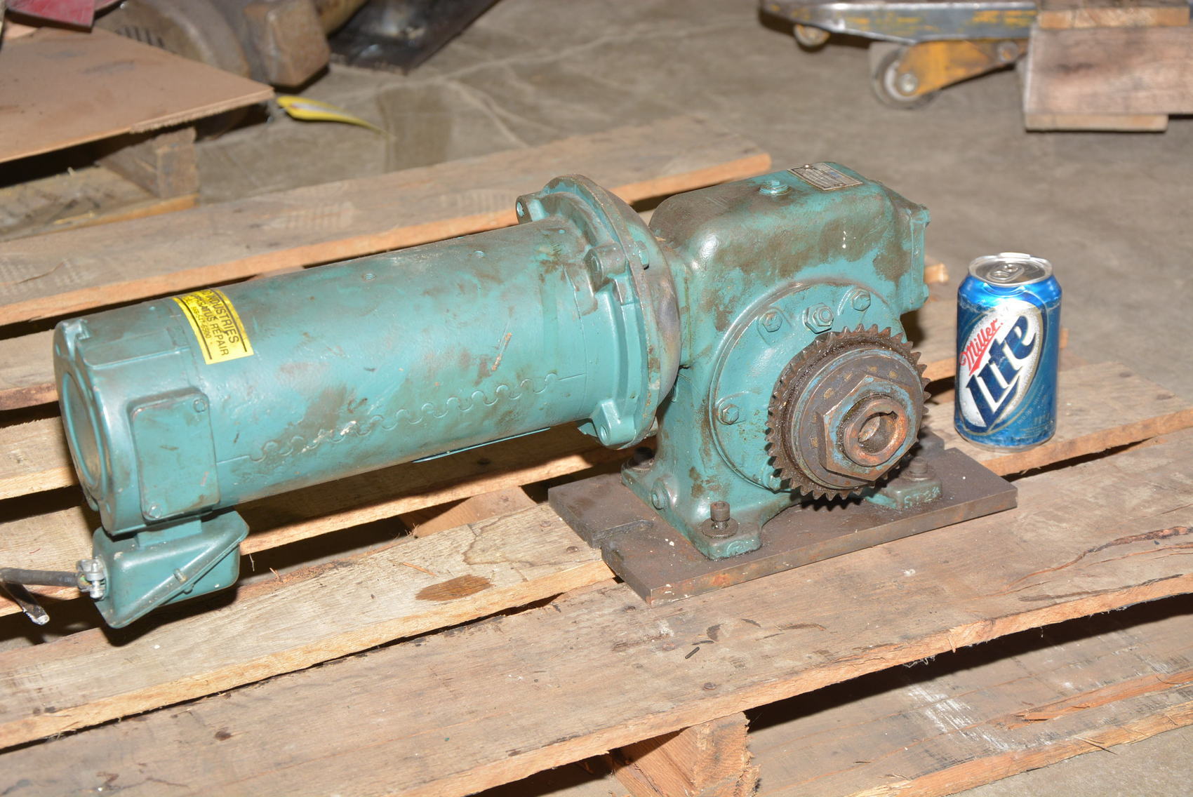 Boston Gear Motor dc PM950ATB;1/2 HP;90V;4.8A;301