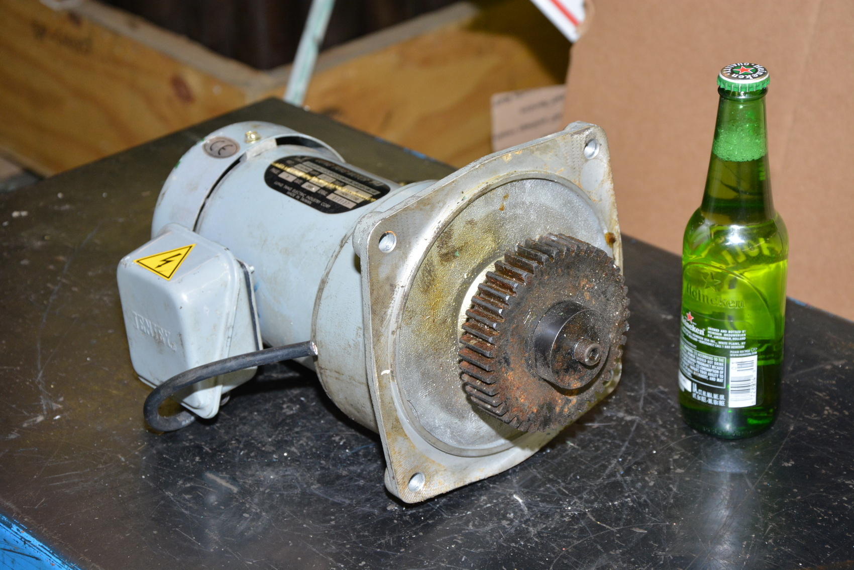 Lung Tang Motor LT1501(V);3 PH;1/2 HP 125 w/Jenjey GearHead 125