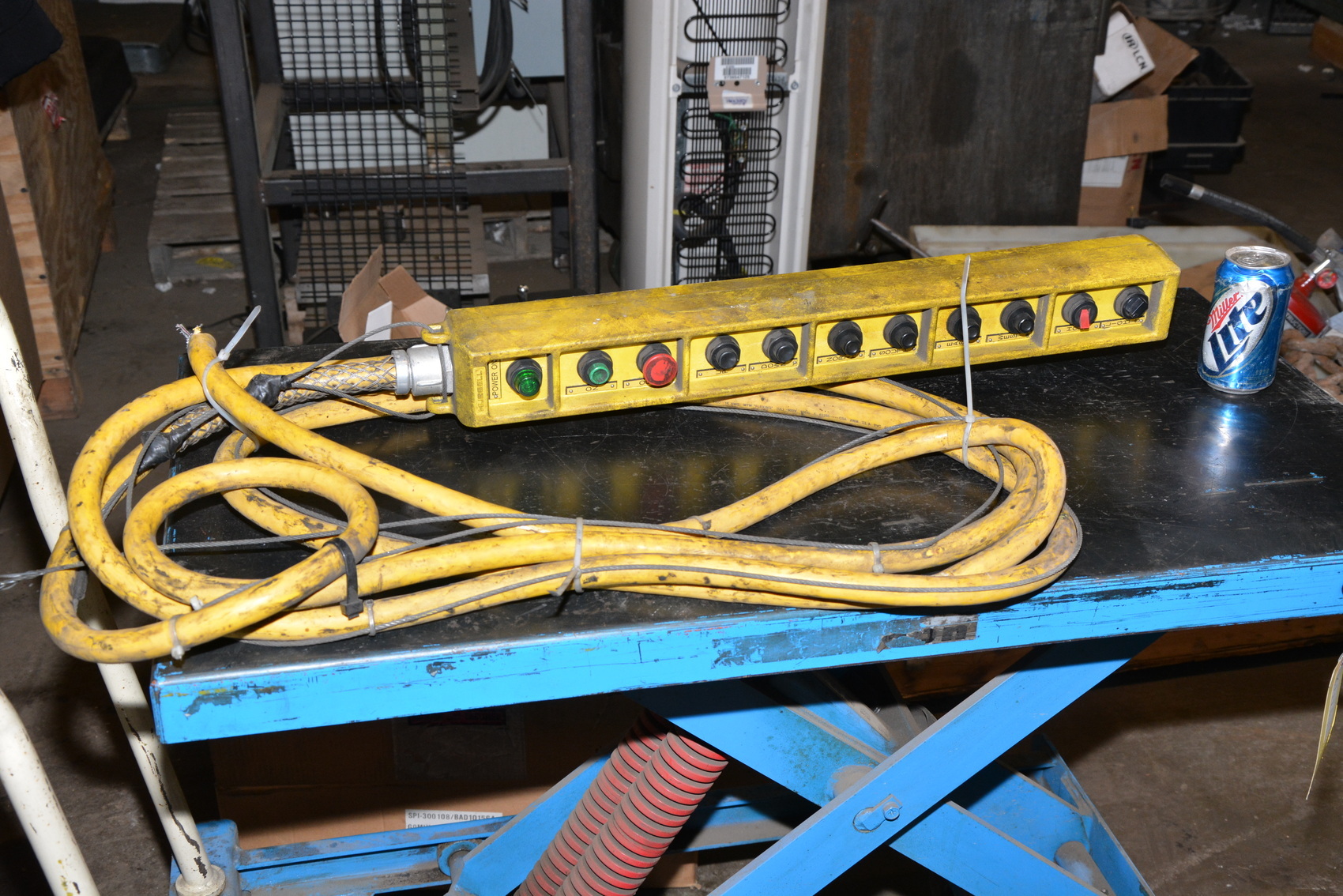 Hubbell Pushbutton Crane Control PENDANT station PBM 2040 ME10