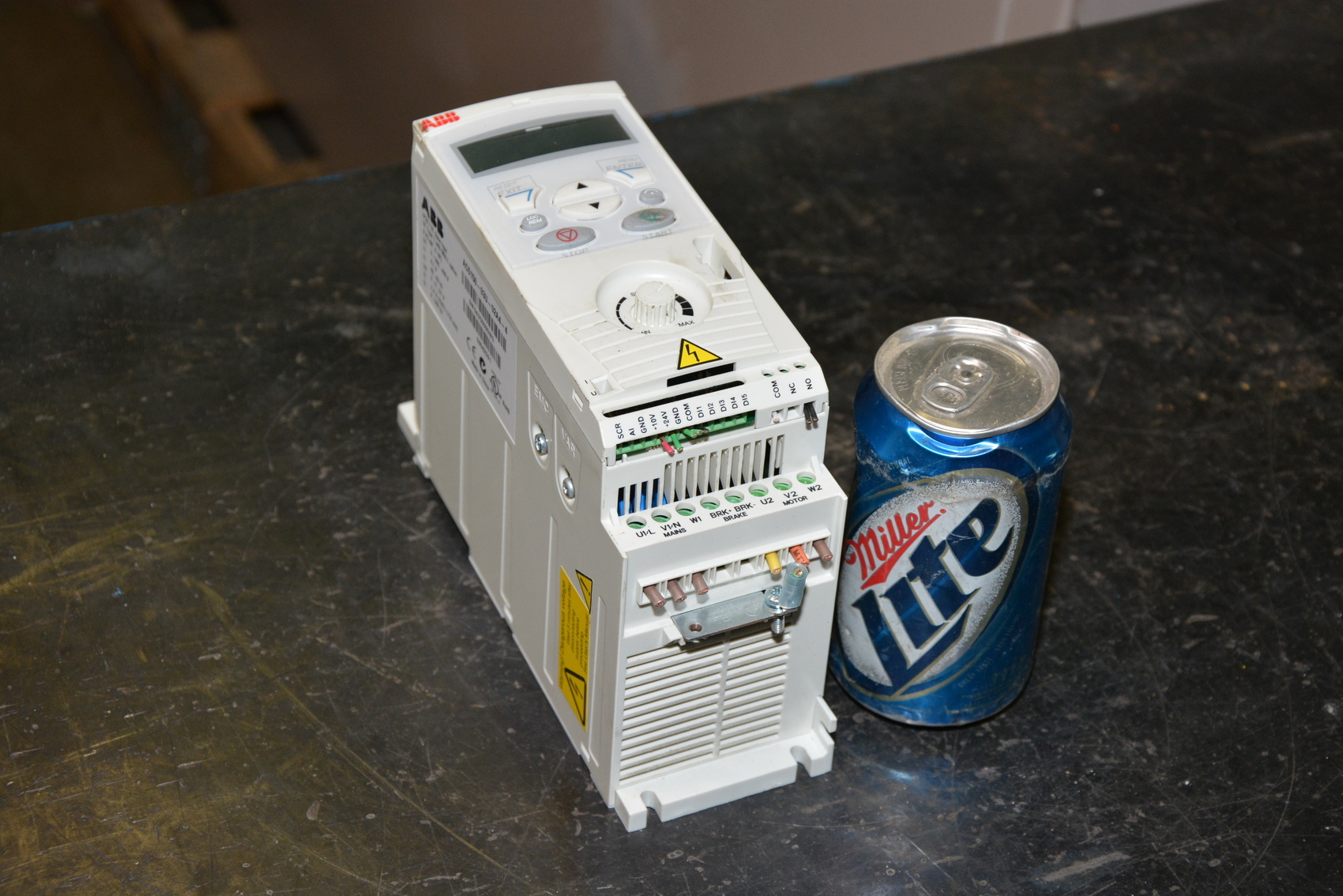 ABB ACS150-03U-02A4-4 CONTROL DRIVE;0.75KW;1 HP;480V