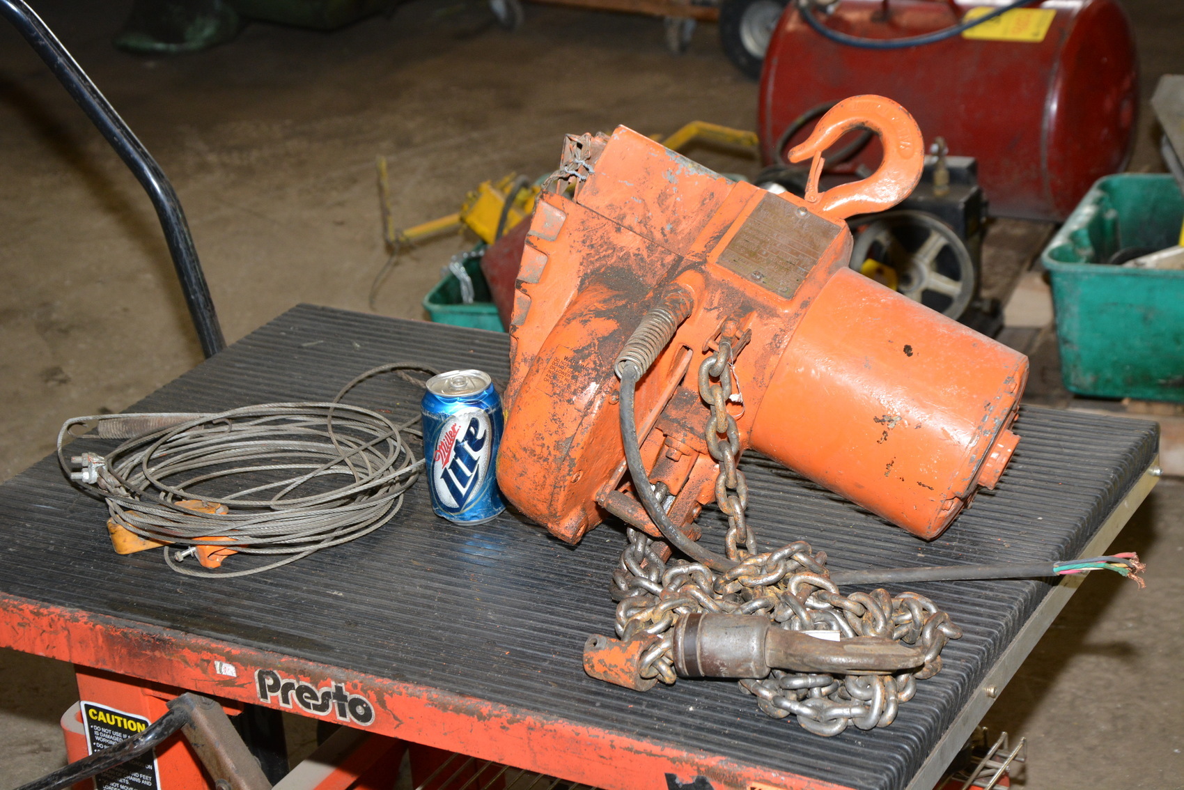 Yale Midget King Electric Chain Hoist;1 ton;mod.ML453MMG3N;Chain 8'