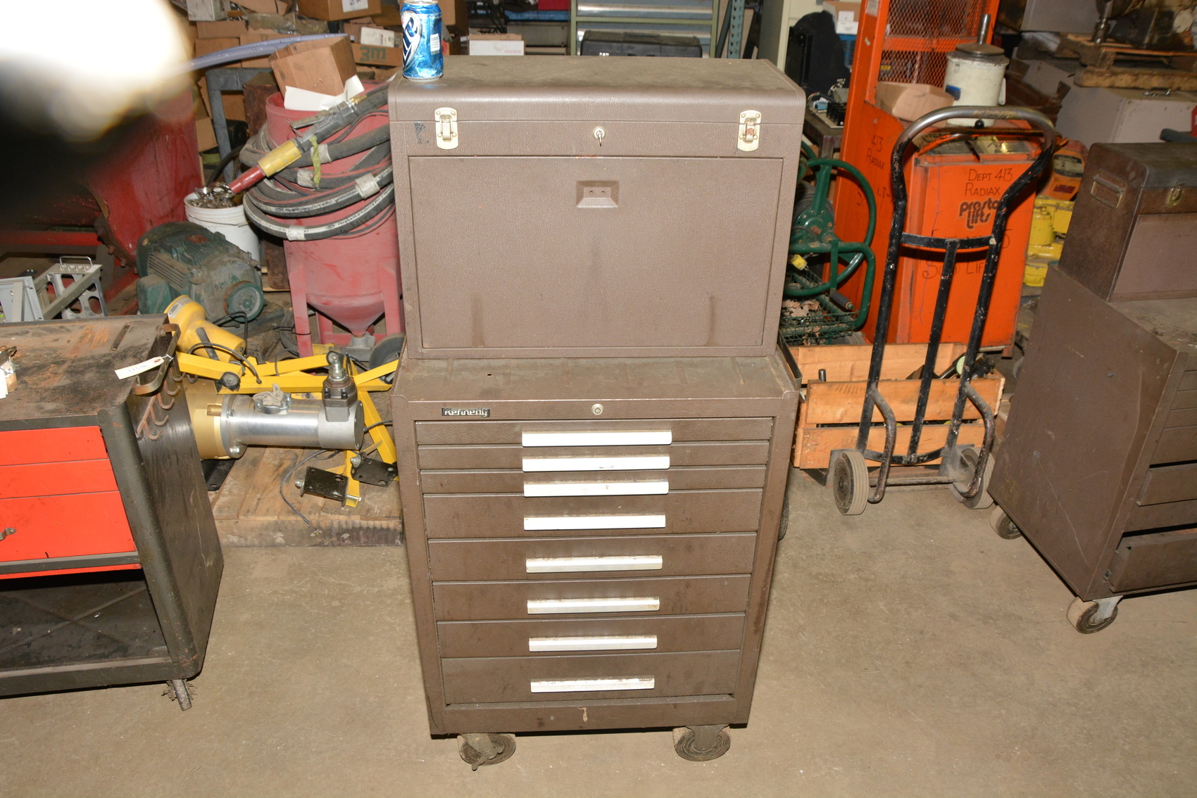 Kennedy Tool Box Roller Cabinet 8+11 Drawer Chest;27x18x58"