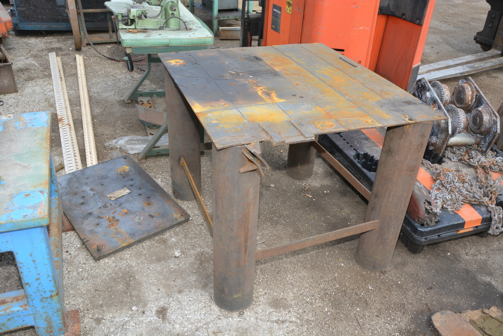 Heavy duty welding BLACKSMITH table;36 x 40 x 30"