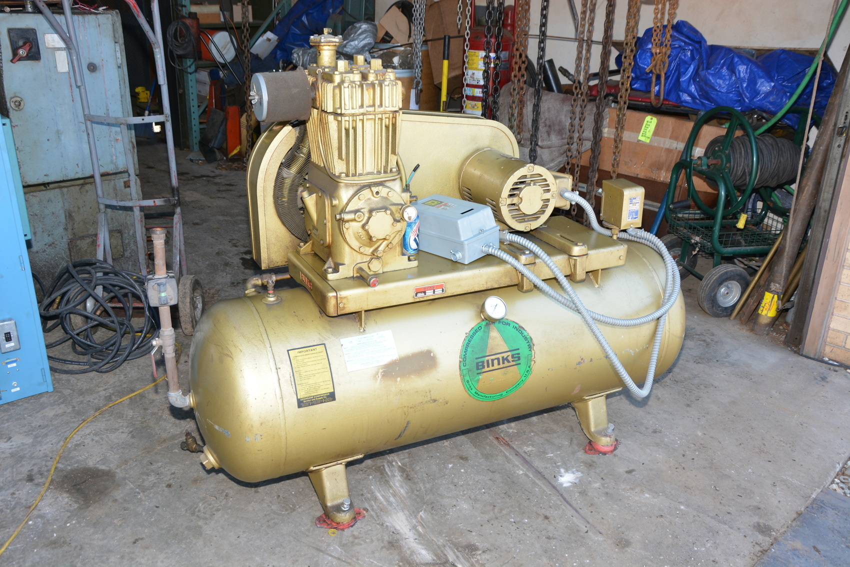 Binks Quincy 33-1036,mdl 325,5hp Horizontal Air-compressor,80 GAL tank