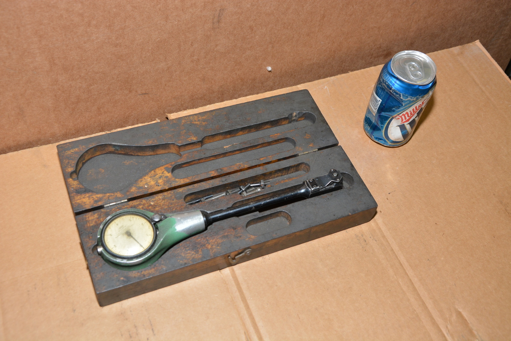 Federal Dial Bore Gage 1201P2R4,0,0001",Model C1k,11/4"21/4"