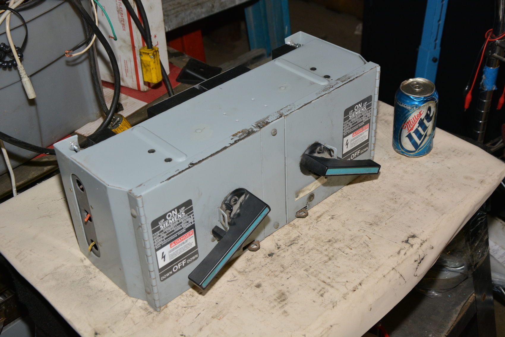 Siemens VacuBreak switch;V7F3611;ser.A;30 A