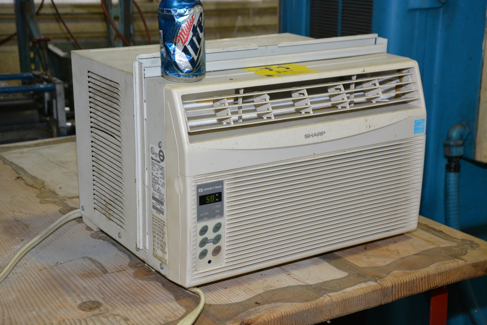 Sharp AF-S85FX-A Room Air Conditioner;8000 BTU/h;740 W;