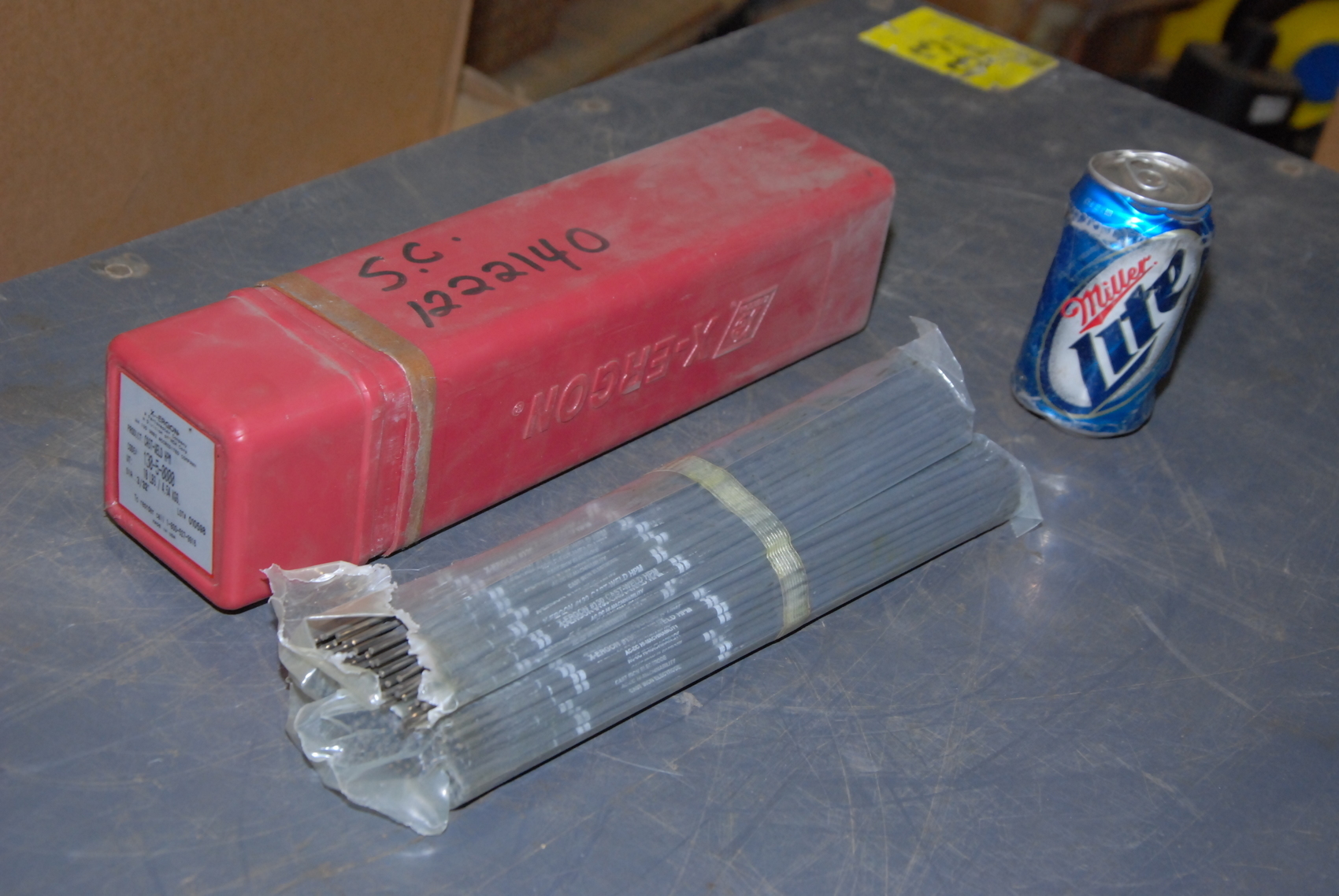 NEW XErgon Castweld HPM 13050000 welding rods;3/32";7.6 lbs