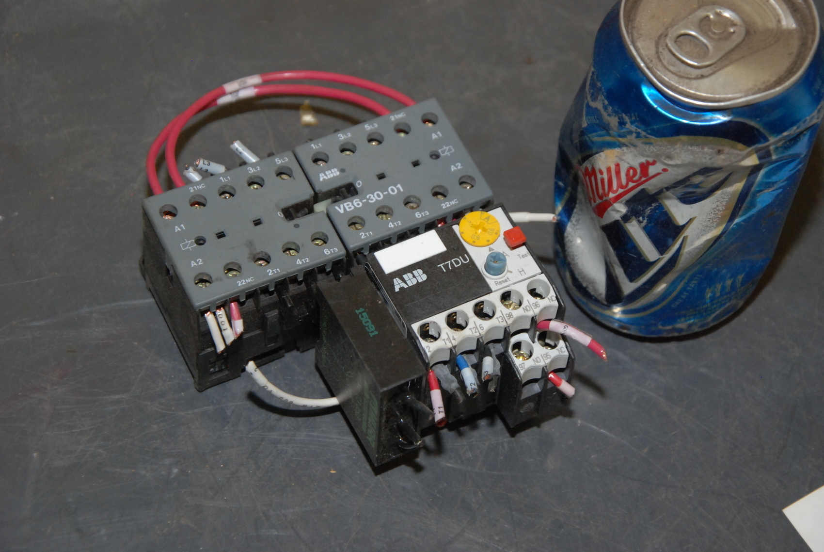 ABB Reversing Contactor A40-30-01 up to 3kW;w/T7DU Overload Relay