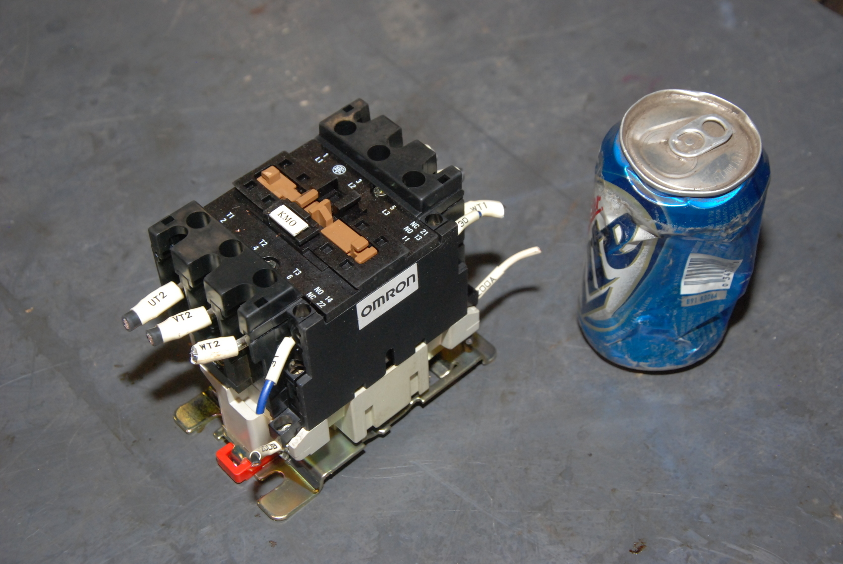 Telemecanique LC1-D403 Contactor;up to 15 kW w/LX6-D40 206 Coil