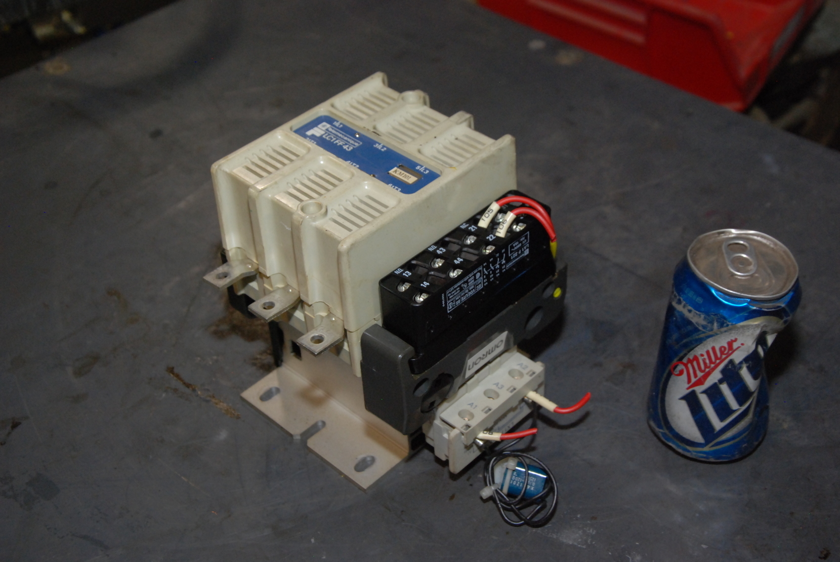 Telemecanique LC1FF43 contactor;w/LA1 F 221 and LX1 FF 1106