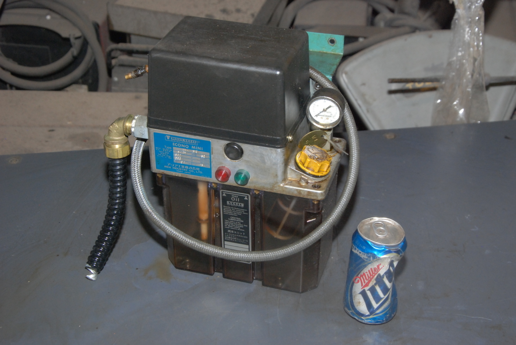 Willy Vogel Automatic Lubricator,Econo Mini,EMK 310,200V,Used