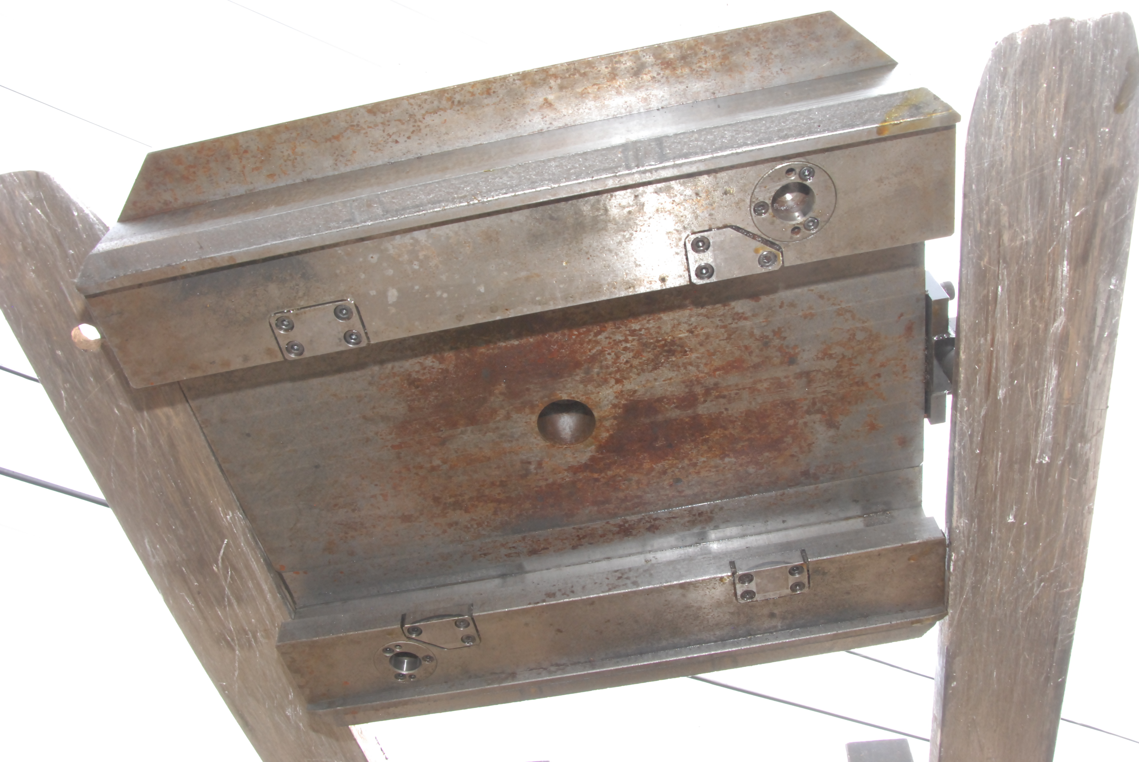 CNC PALLET MORI SEIKI MH-63 HMC:BLACKSMITH WELDING t-slot TABLE