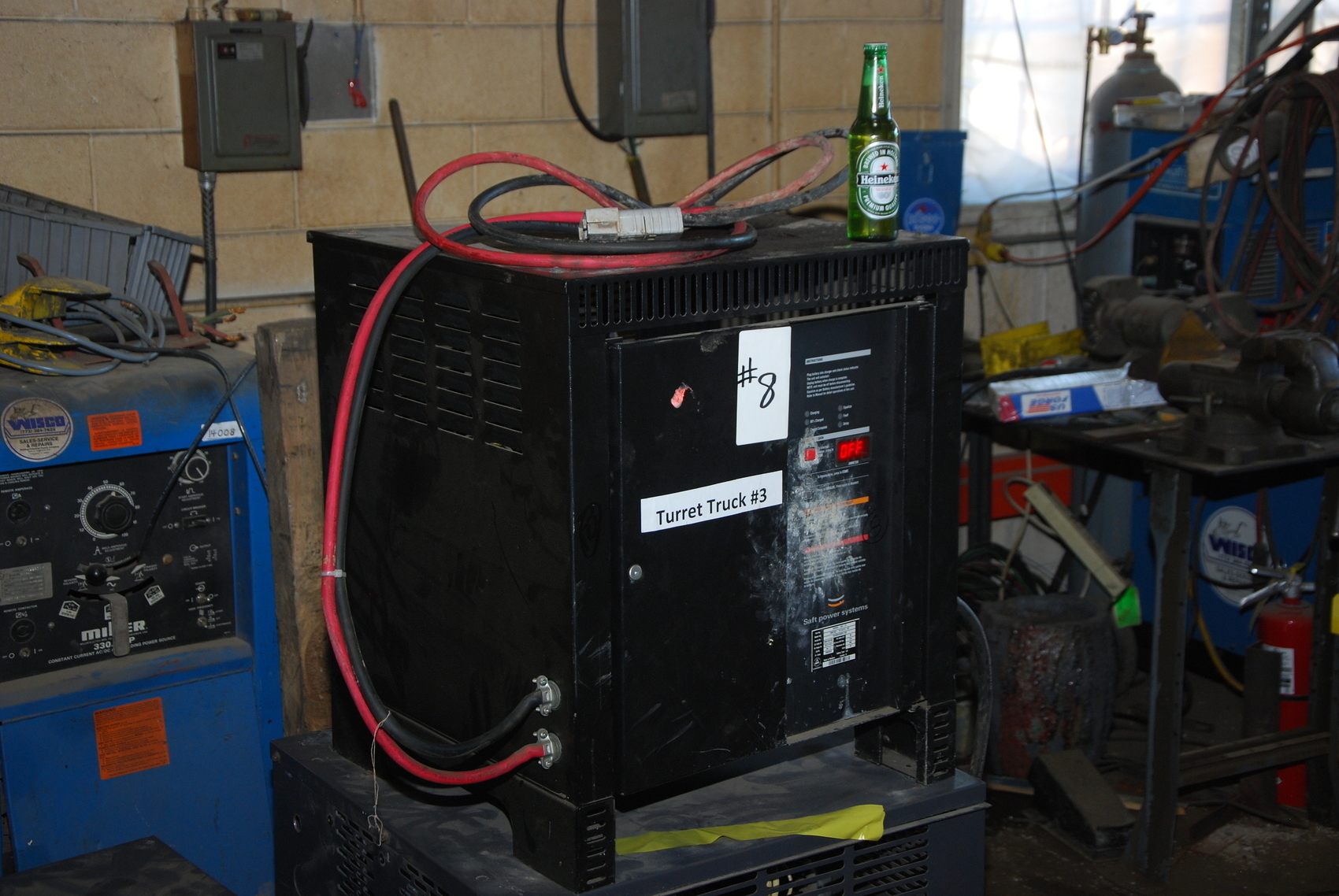 Saft Power Systems SMC36C-18134YG-00 forklift battery Charger;36VDC;