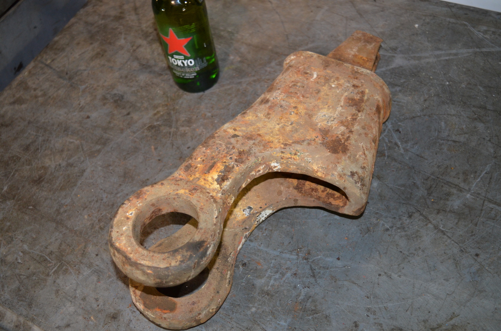 Crosby 1 in Wire Rope Wedge Socket Becket:Headache Ball,Crane