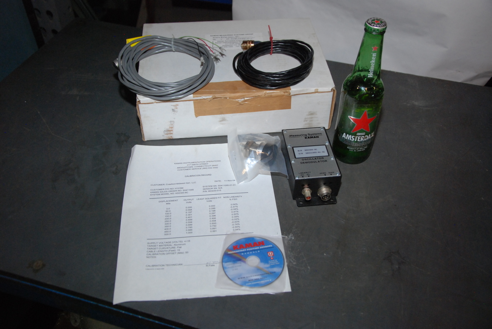 NEW KAMAN MEASURING SYSTEMS OSCILLATOR/DEMODULATOR KD2300-8C+CABLES