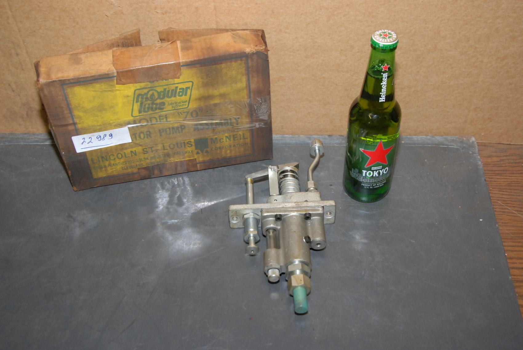 NEW LINCOLN MODULAR LUBE MODEL 70 LUBRICATOR PUMP ASSEMBLY