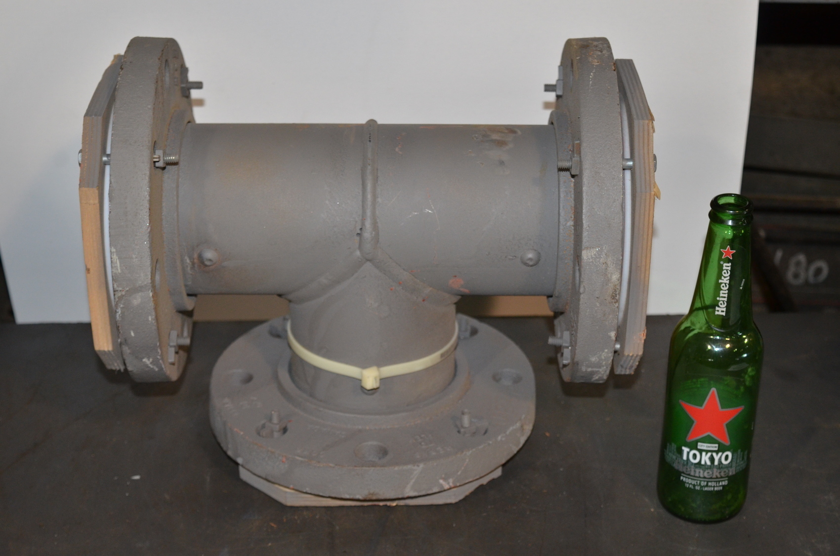 NEW Resistoflex 4"1150 DI 004I Steel Tee Pipe Fitting with flange