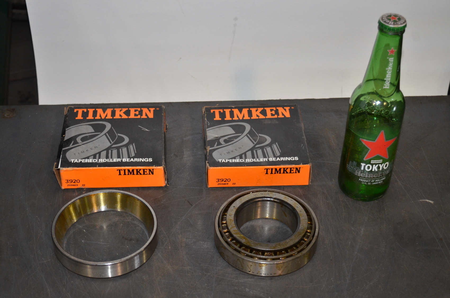 NEW Timken 3920 3982 Tapered Roller Bearing