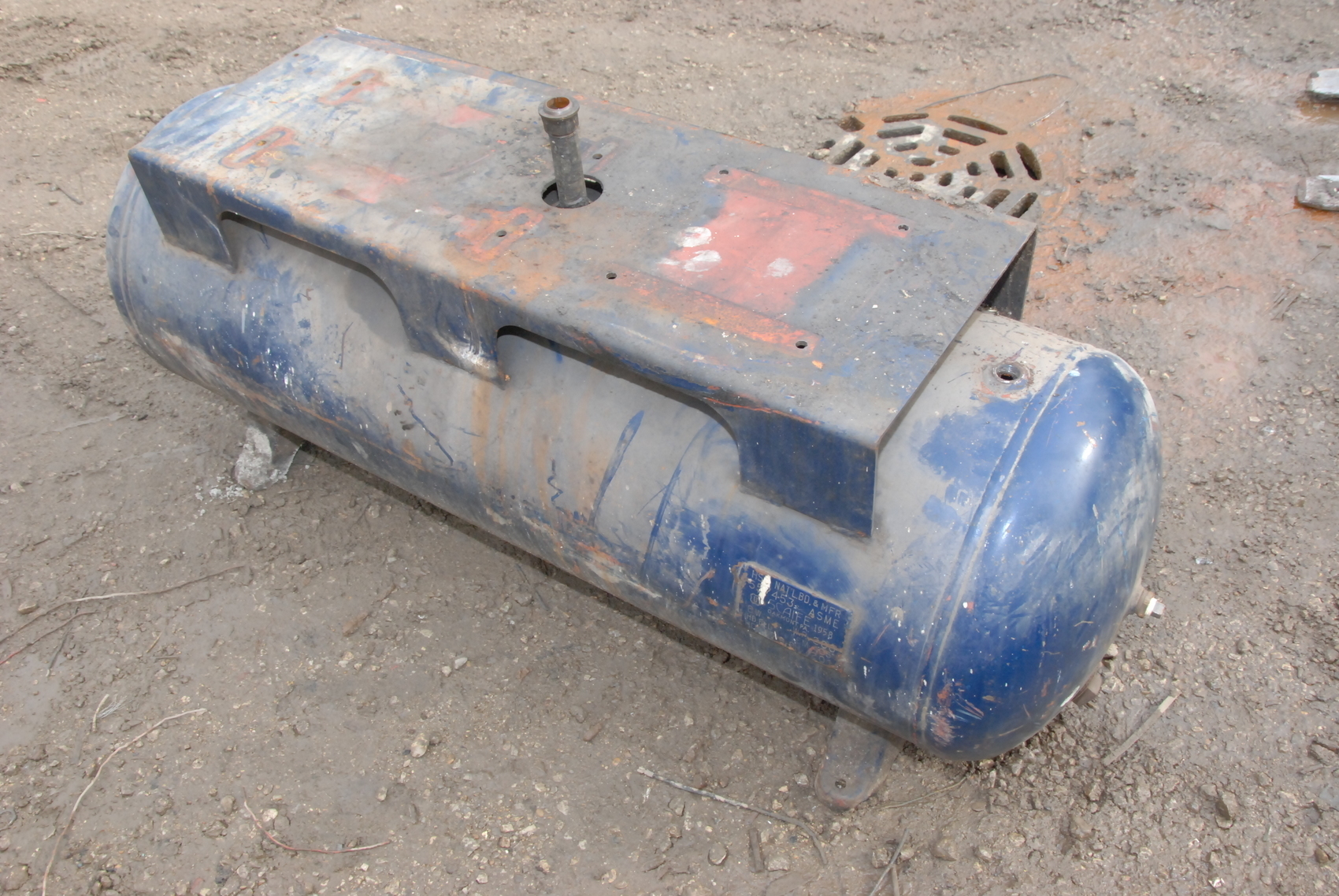 60 gallon horizontal compressed air tank for air Compressor