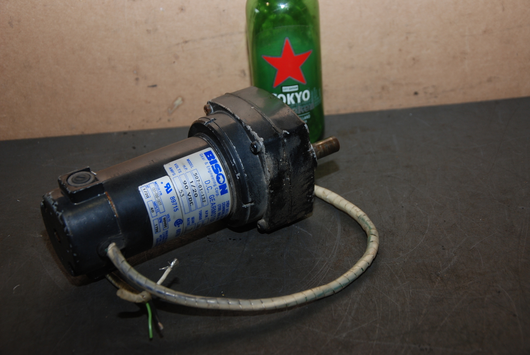 BISON 50701132 D.C.Gearmotor;1/20 HP;90 VDC;25 RPM;ratio 71.71