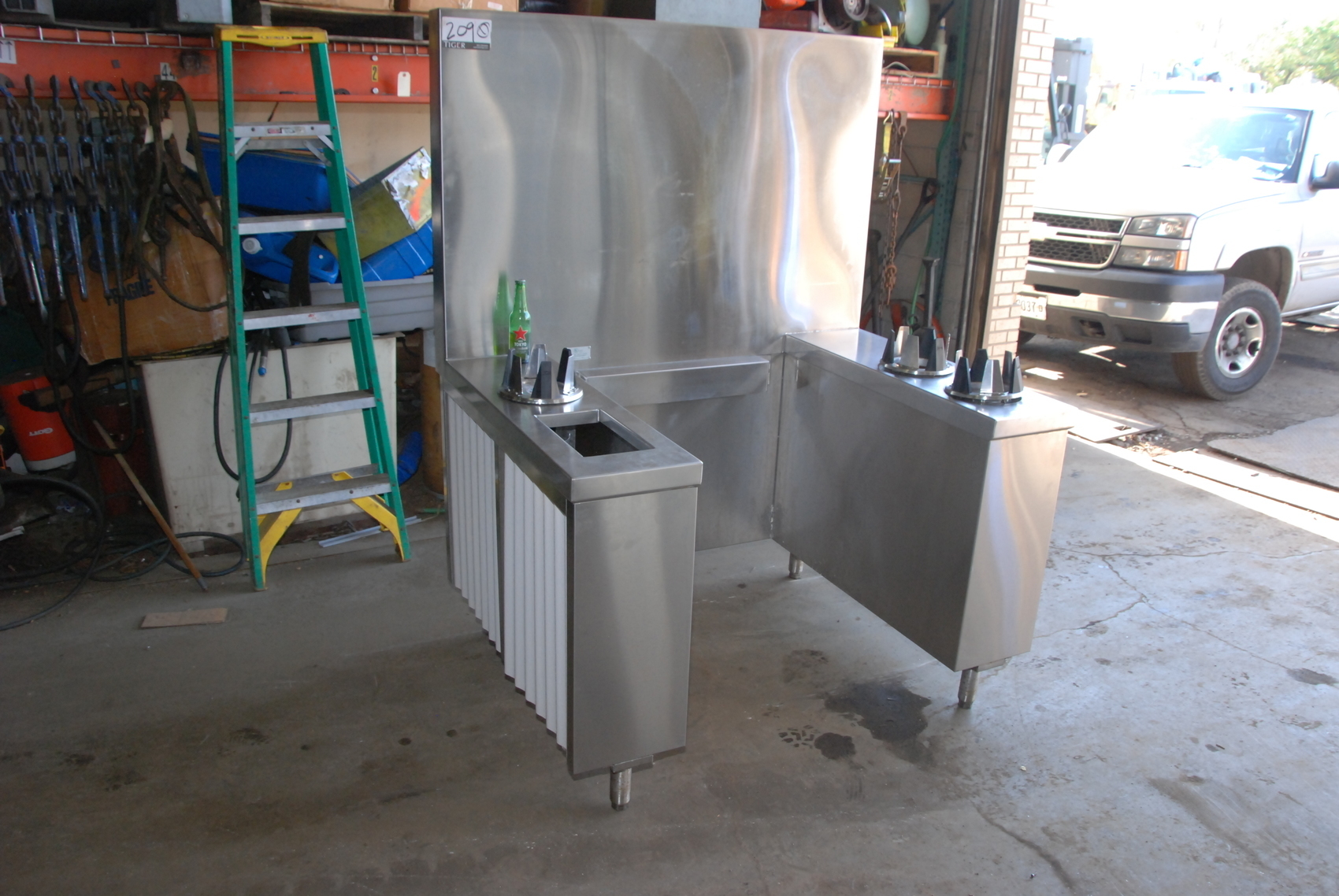 APW Wyott Plate And Tray Dispenser stainless steel ice cream machine