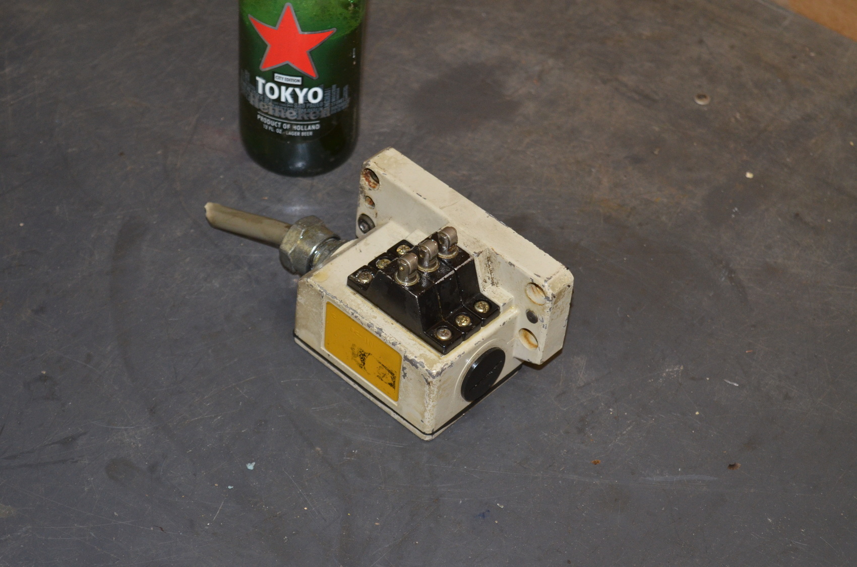 Omron Multiple limit switch;3 points for cnc machine retrofit etc