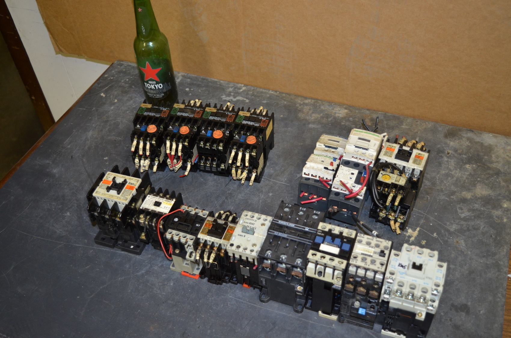 Lot of 16 Industrial Contactors and Starters;Fuji;Schneider;Square D