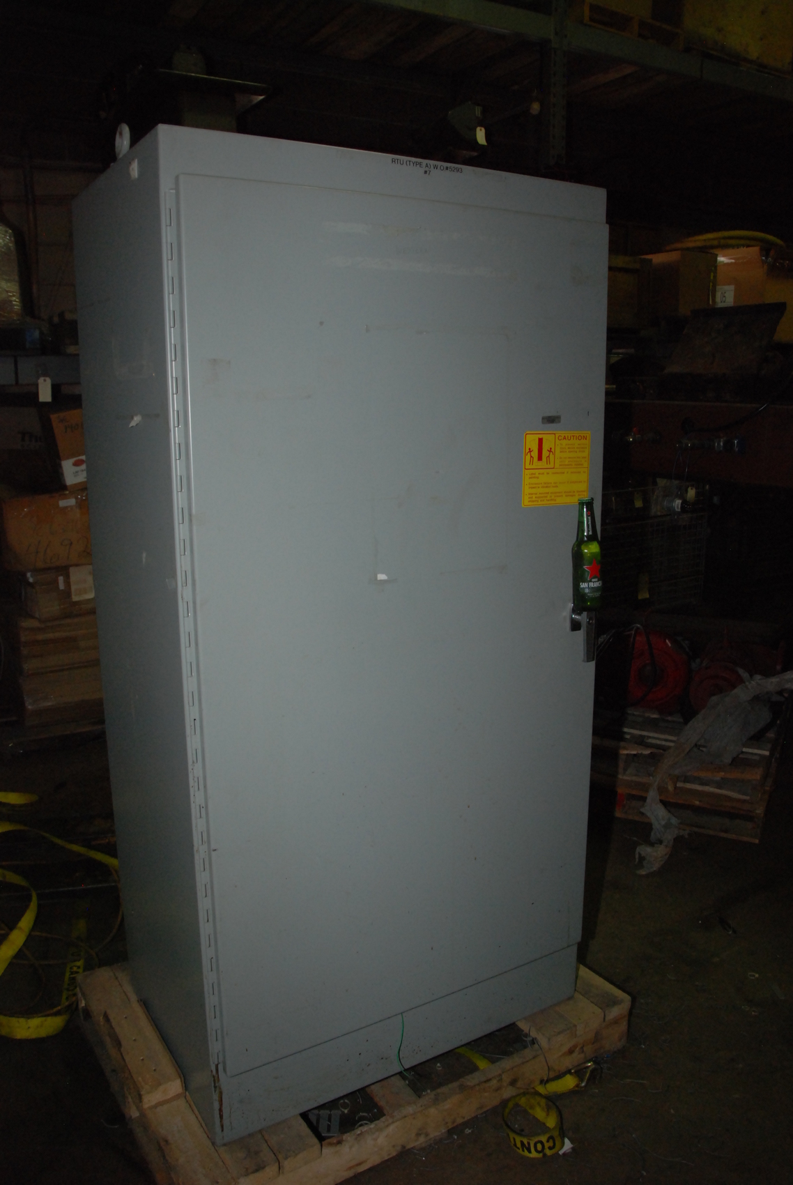 Nice heavy duty electrical cabinet enclosure;overall dimensions 36"x26