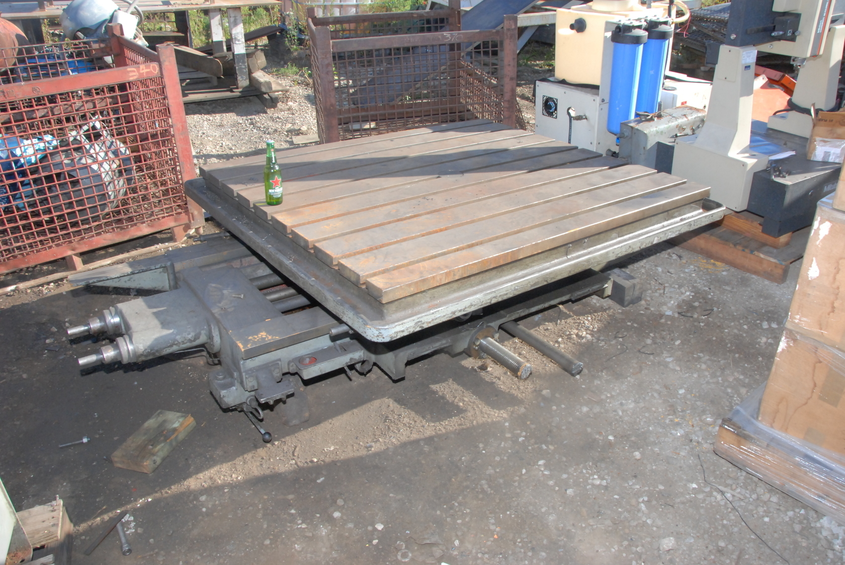 HUGE!Rotary T-slotted table;63x55"t-slotted area