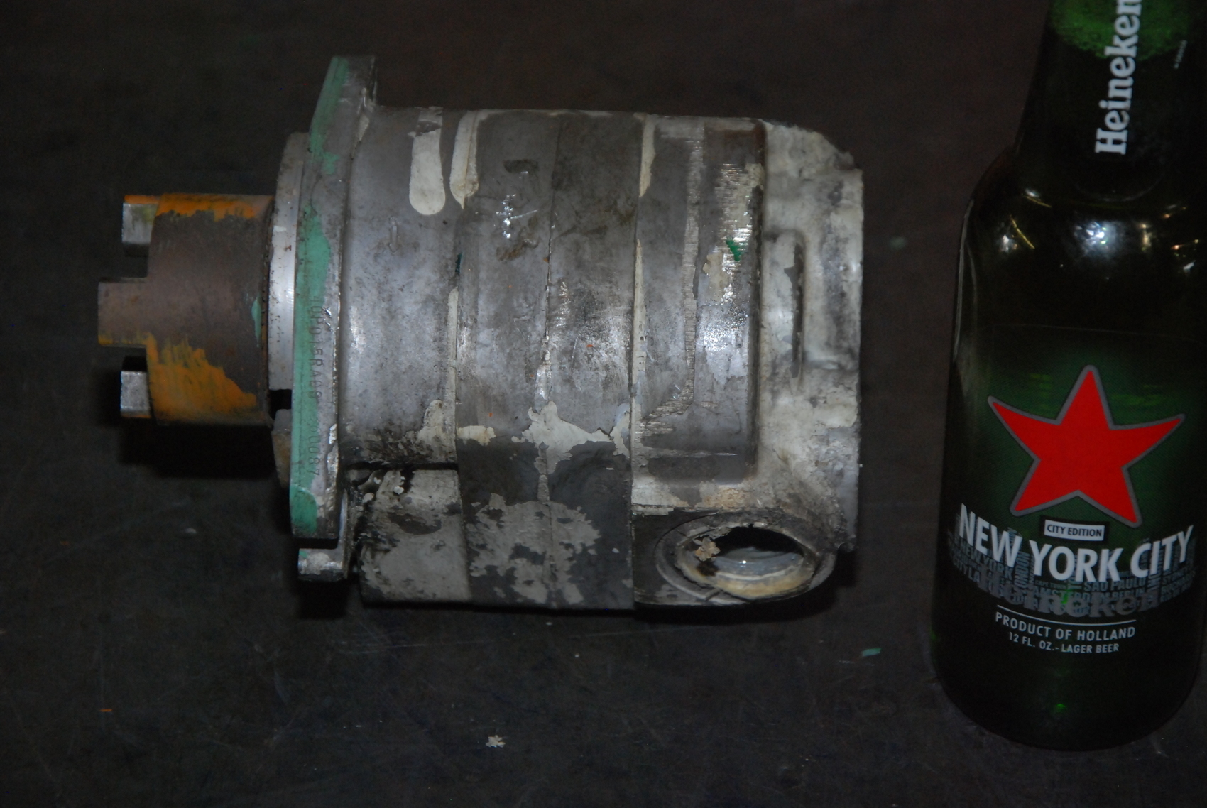 Cross 5Z420 hydraulic gear pump;5/8"shaft