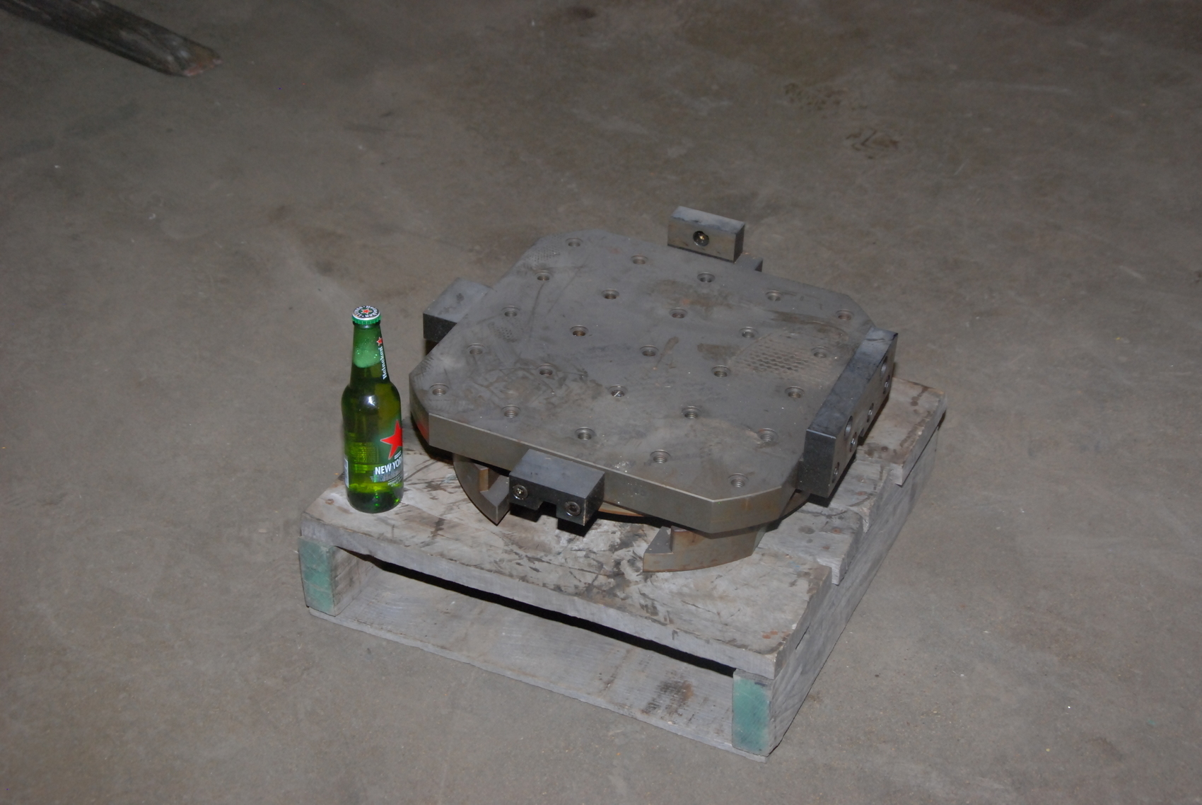 16"CNC pallet table for Seiki HG 400 III