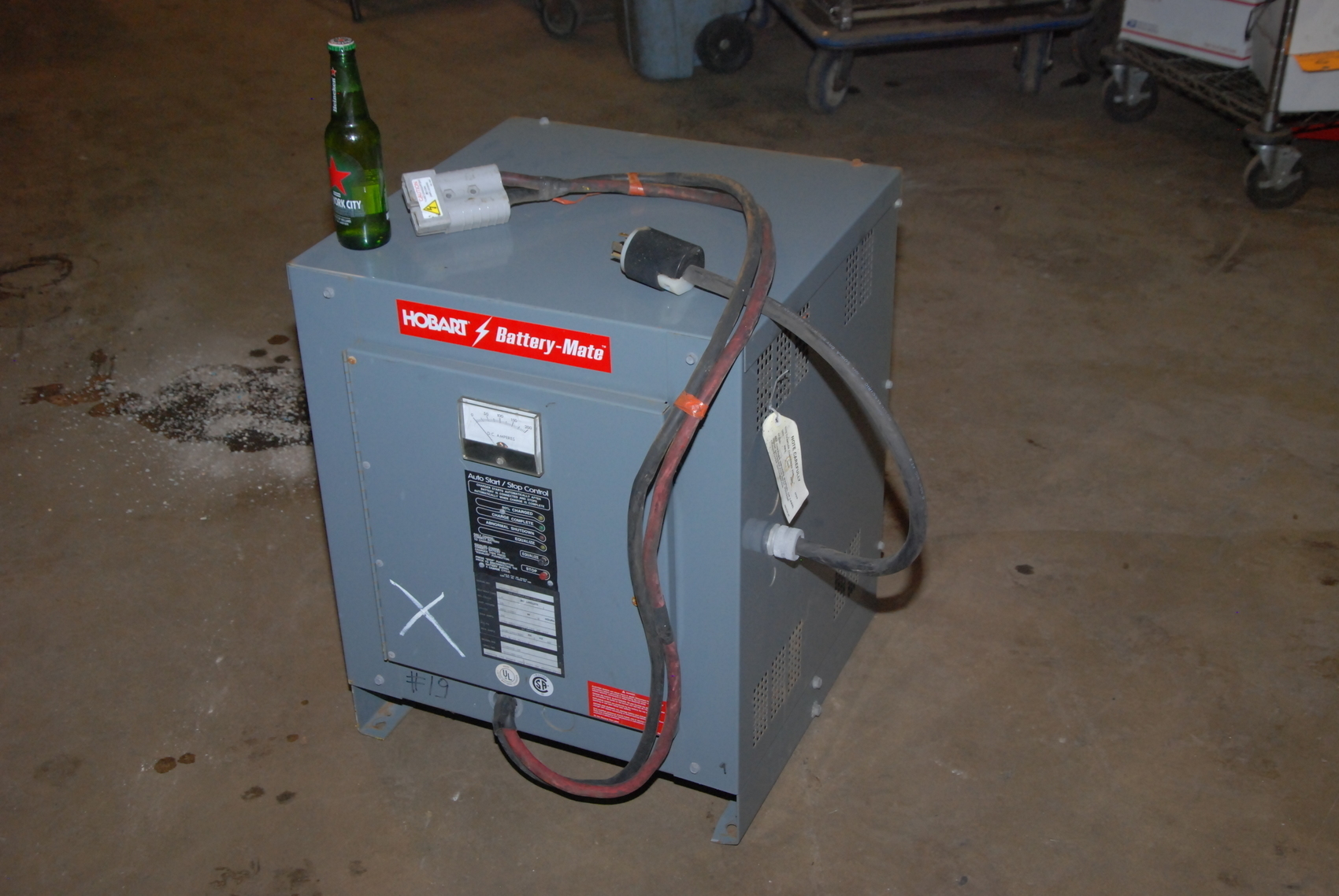 Hobart Battery-Mate 1050H3-18 Forklift battery charger,36V;18 cells