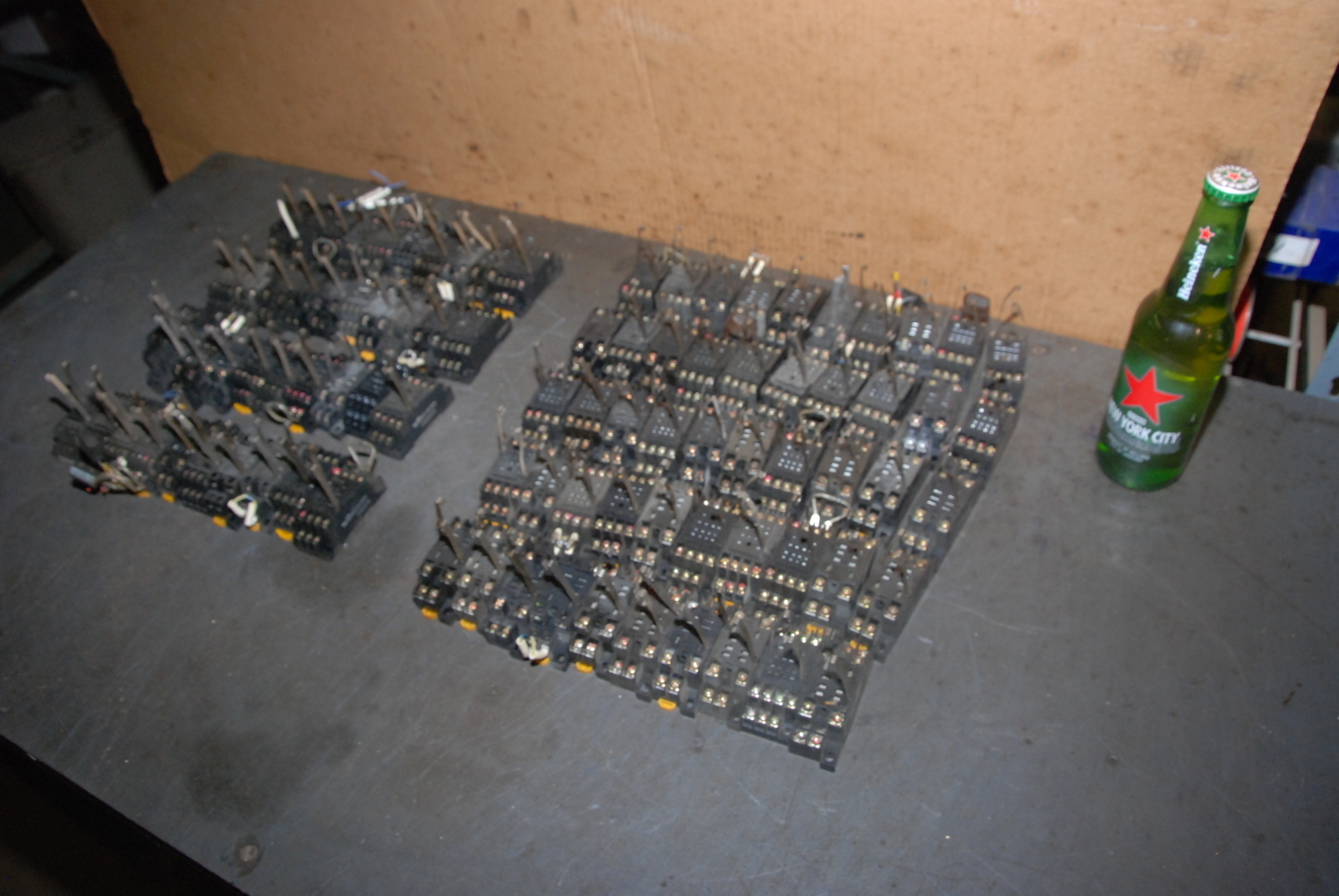 Lot of 90 Industrial Din Rail Relay Socket Bases