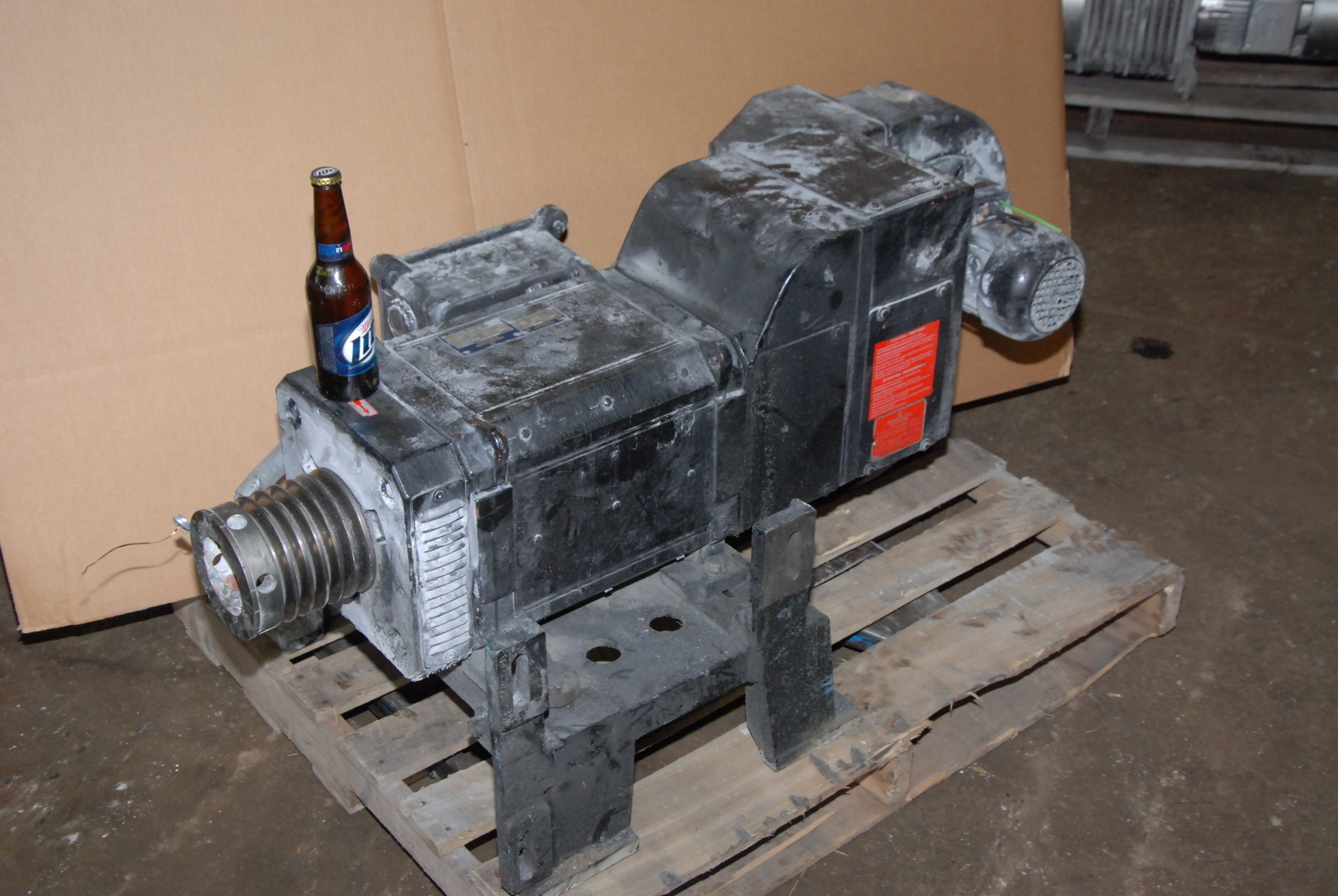 Baumuller AGNG 132 MV Electric Motor;25(30)KW;2700RPM;with blower