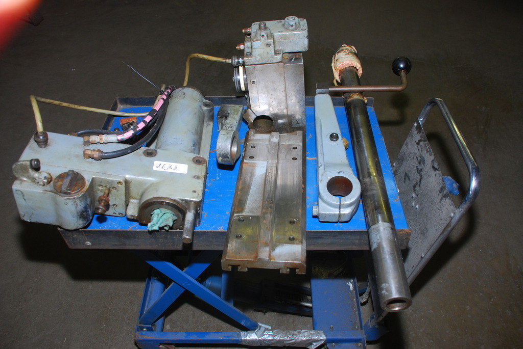 HARDINGE HC LATHE THREADING SCREW ATTACHMENT