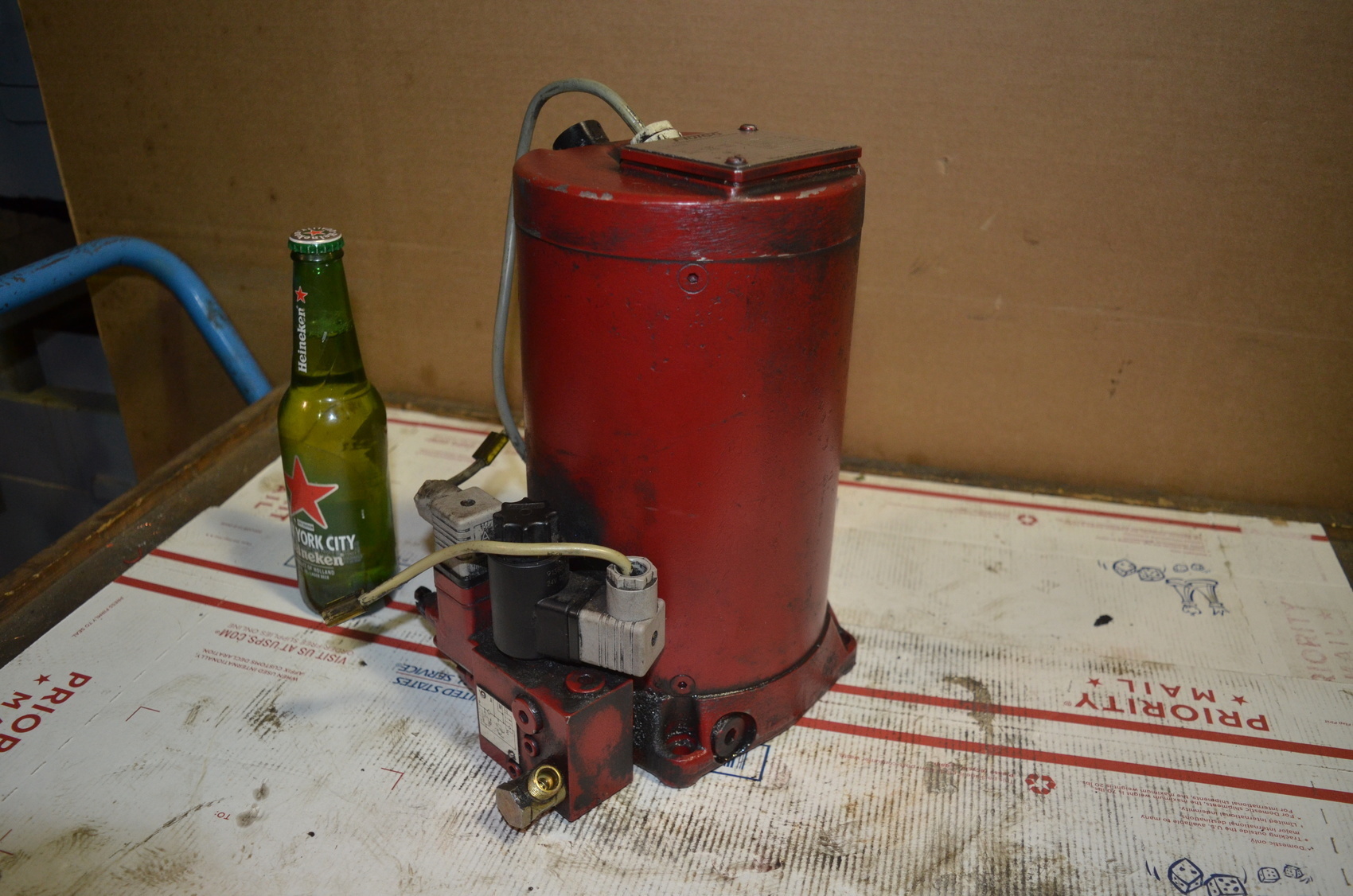 Flutec 476670 Hydraulic pump;2.55 l/min;270bar max;230/400VAC;1.05KW