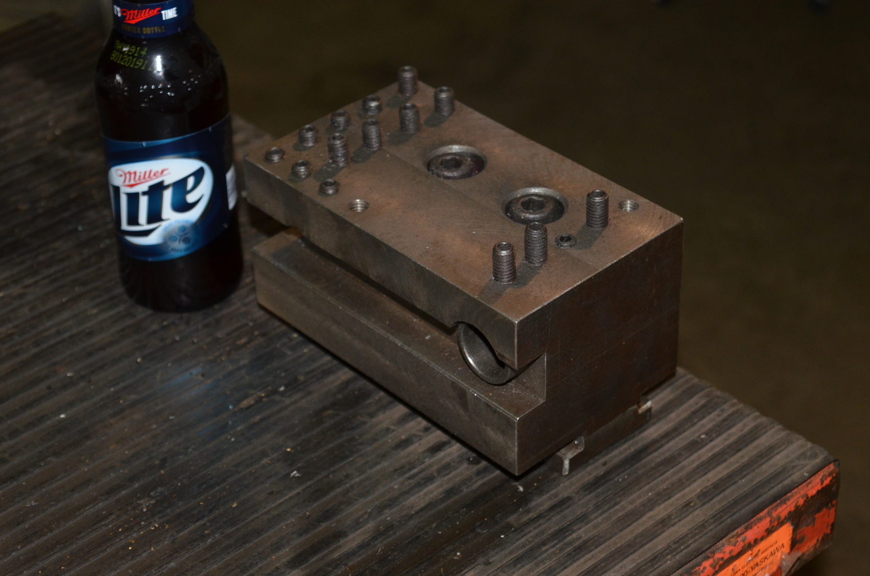 Metal Lathe tool post tool holder boring bar holder;1"cap